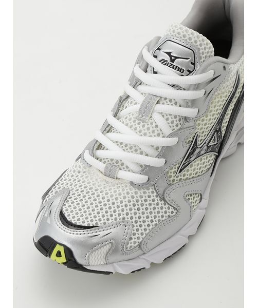 MIZUNO(ミズノ )の「【emmi|Mizuno】WAVE RIDER 10(スニーカー・レディース・ホワイト・25/24.5/24/23.5/23)」の4枚目の写真