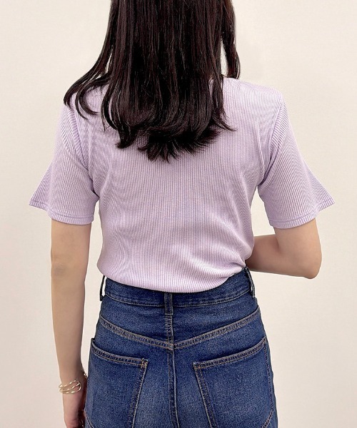 CLOTHY(クロシィ)の「【上品に、さりげなく。レースで仕込む女っぽさ】レース使いハートネックテレコT(Tシャツ/カットソー・レディース・アイボリー/ホワイト系/ブラック系/ブラック/パープル・MEDIUM/LARGE)」の16枚目の写真