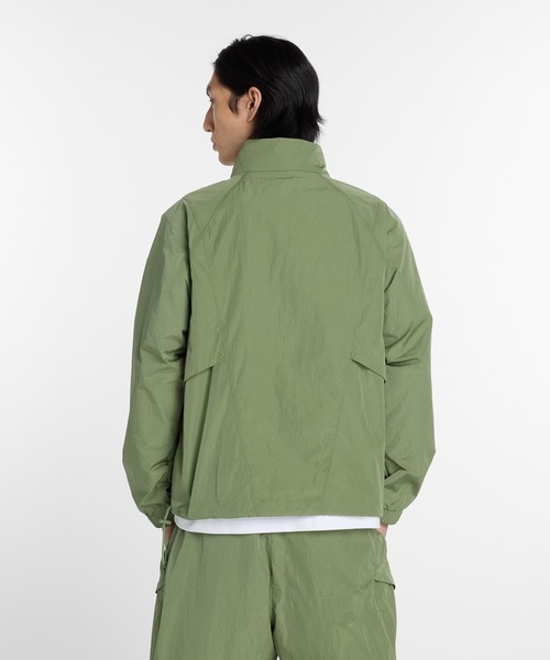 NB GREY ナイロンジャケット（ナイロンジャケット）｜New Balance