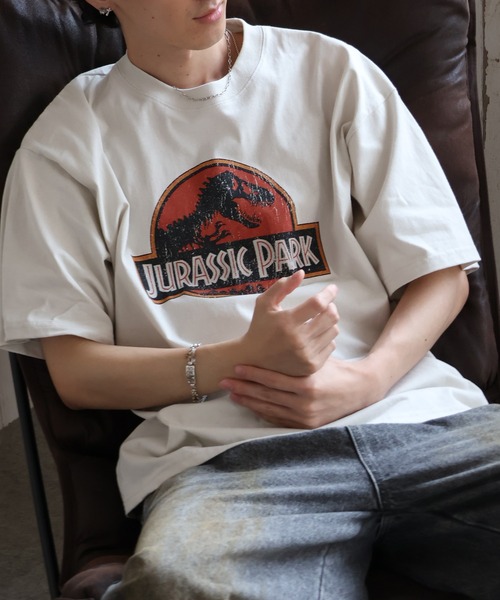 CORPUS SELECT(コーパストーキョー)の「【シネマコレクション】アソートデザイン ユーズド風 クルーネック Tシャツ (ユニバーサル・ワーナー)(Tシャツ/カットソー・メンズ・ホワイト系2/ブラック系1/ブラック系2/ブラック系3/ブラック系4/ホワイト系1/ホワイト系3/ホワイト系4・LL/L/M)」の17枚目の写真