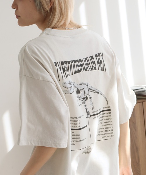 CORPUS SELECT(コーパストーキョー)の「【シネマコレクション】アソートデザイン ユーズド風 クルーネック Tシャツ (ユニバーサル・ワーナー)(Tシャツ/カットソー・メンズ・ホワイト系2/ブラック系1/ブラック系2/ブラック系3/ブラック系4/ホワイト系1/ホワイト系3/ホワイト系4・LL/L/M)」の21枚目の写真