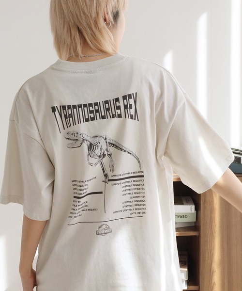 CORPUS SELECT(コーパストーキョー)の「【シネマコレクション】アソートデザイン ユーズド風 クルーネック Tシャツ (ユニバーサル・ワーナー)(Tシャツ/カットソー・メンズ・ホワイト系2/ブラック系1/ブラック系2/ブラック系3/ブラック系4/ホワイト系1/ホワイト系3/ホワイト系4・LL/L/M)」の22枚目の写真