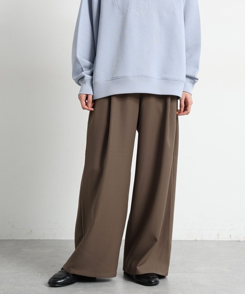 studio CLIP（スタディオクリップ）の「綺麗めタックストレートパンツ[プチ・プラスサイズあり]（その他パンツ・レディース・ダークグレー/ブラウン/アイボリー・ﾌﾘｰ(L)/PF/FREE）」の10枚目の写真
