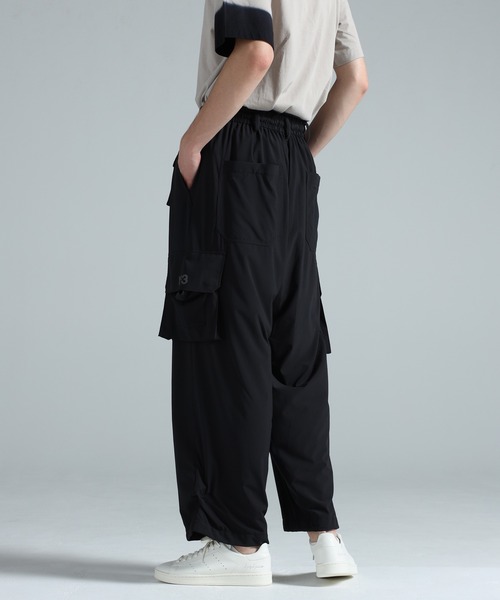 Y-3（ワイスリー）の「Y-3 UT STRAIGHT PANTS（カーゴパンツ・メンズ・ブラック・X-LARGE/LARGE/MEDIUM/SMALL/X-SMALL/XX-SMALL）」の3枚目の写真