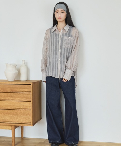 Doux archives(ドゥアルシーヴ)の「【ZOZO限定】チェックシアーボリュームスリーブシャツ(シャツ/ブラウス・レディース・ベージュ/ブラウン/チャコールグレー・FREE)」の5枚目の写真