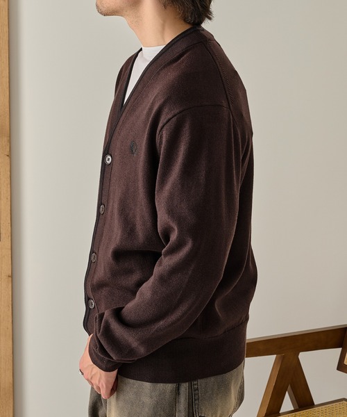 FRED PERRY（フレッドペリー）の「【FRED PERRY】CLASSIC CARDIGAN K3300/クラシックカーディガン（カーディガン/ボレロ・レディース・ブラウン/ブラック・S/L/M/XL）」の17枚目の写真