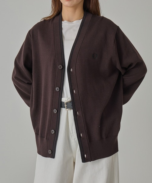 FRED PERRY（フレッドペリー）の「【FRED PERRY】CLASSIC CARDIGAN K3300/クラシックカーディガン（カーディガン/ボレロ・レディース・ブラウン/ブラック・S/L/M/XL）」の4枚目の写真