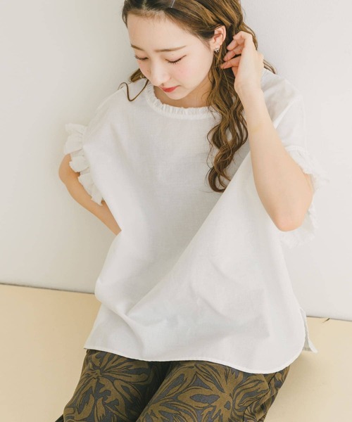 ITEMS URBANRESEARCH(アイテムズ アーバンリサーチ)の「ダブルフリルブラウス(シャツ/ブラウス・レディース・ホワイト/ストライプ/ブラウン・FREE)」の14枚目の写真