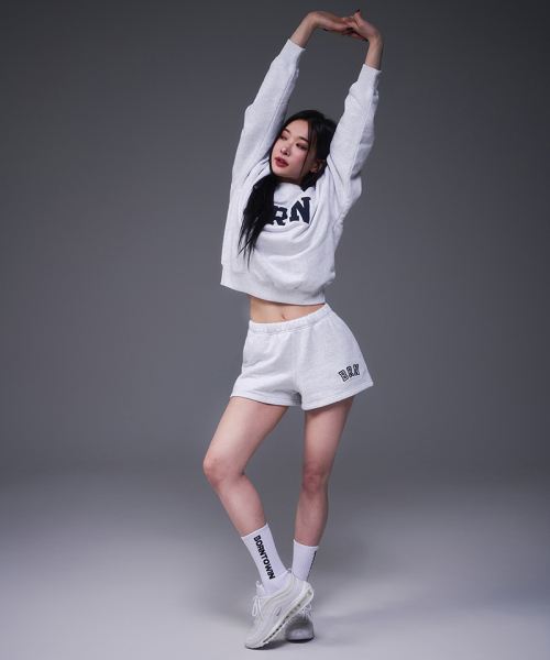 BORN TO WIN（ボーントゥウィン）の「W BRN RELAX FIT SWEATSHIRTS [WHITE MELANGE]（スウェット・レディース・その他・1/2）」の4枚目の写真