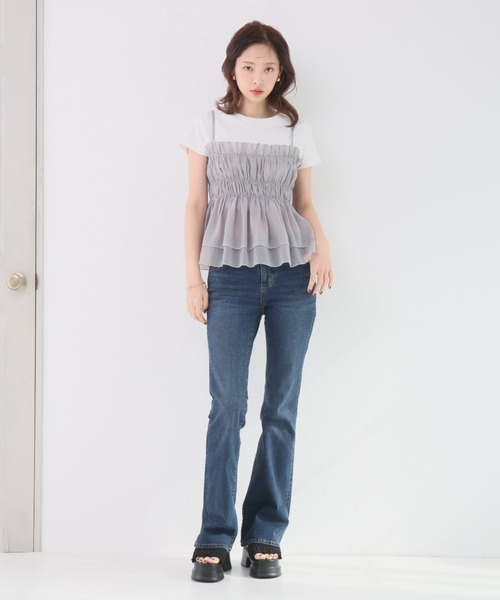 VIVIAN(ヴィヴィアン)の「フリルギャザー厚底プラットフォームミュールサンダル(サンダル・レディース・アイボリー/ブラック/ラベンダー・L/M/S)」の4枚目の写真