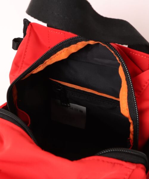 UNIVERSAL OVERALL(ユニバーサルオーバーオール)の「2WAY mini shoulder / ショルダーバッグ(ショルダーバッグ・レディース・チャコール/ベージュ/ラベンダー/ブラック/レッド・FREE)」の11枚目の写真