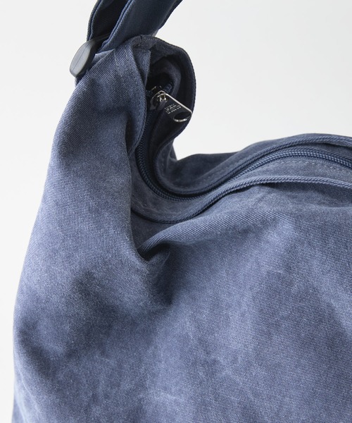 BEN DAVIS(ベンデイビス)の「【BEN DAVIS/ベンデイビス】【こなれヴィンテージ感】ピグメント ショルダーバッグ ニュースペーパーバッグ ビッグサイズ(ショルダーバッグ・メンズ・ブラック/ネイビー・FREE)」の9枚目の写真