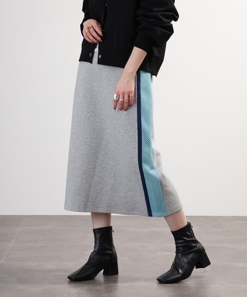 EGLANTINE(エグランティーヌ)の「EGLANTINE メッシュサイドライン スウェットスカート(スカート・レディース・ネイビー/ベージュ/シルバーグレー・40)」の5枚目の写真