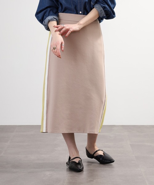 EGLANTINE(エグランティーヌ)の「EGLANTINE メッシュサイドライン スウェットスカート(スカート・レディース・ネイビー/ベージュ/シルバーグレー・40)」の12枚目の写真
