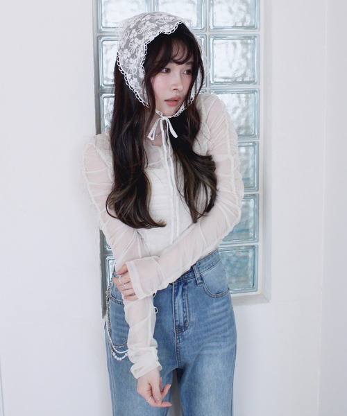 Reurie'(レウリィ)の「シャーリングシアートップス 春服 春 レイヤード ギャザー インナー 透け感 カジュアル シンプル(Tシャツ/カットソー・レディース・ブラック/アイボリー/ブルー・FREE)」の1枚目の写真