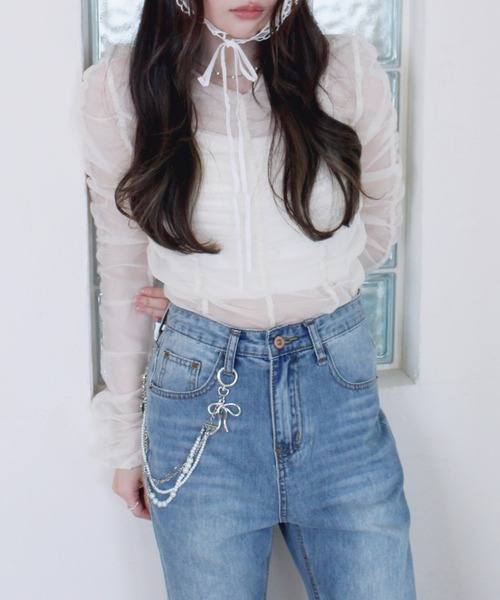 Reurie'(レウリィ)の「シャーリングシアートップス 春服 春 レイヤード ギャザー インナー 透け感 カジュアル シンプル(Tシャツ/カットソー・レディース・ブラック/アイボリー/ブルー・FREE)」の10枚目の写真