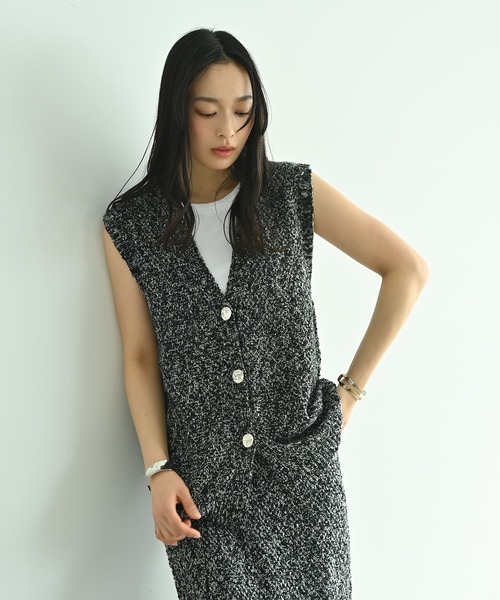 STYLE DELI（スタイルデリ）の「【BLK001】ツイード風ミックススラブベスト（ベスト・レディース・ブラック/ミックスグレー・FREE）」の2枚目の写真