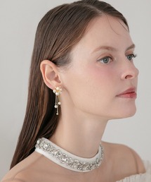 【LEJA】パールビジュークラスターゴールドチェーンスウィングピアス結婚式 パーティー 成人式 二次会 同窓会 お呼ばれ オケージョン 20代 30代
