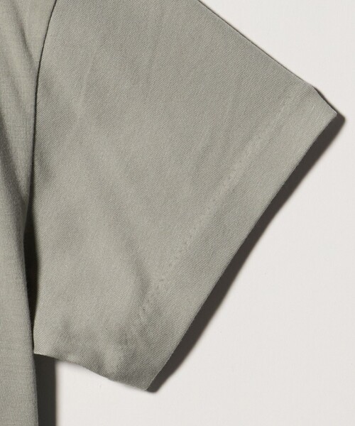 FOG ESSENTIALS(エフオージーエッセンシャルズ)の「<FEAR OF GOD ESSENTIALS>ESSENTIAL Tシャツ(Tシャツ/カットソー・メンズ・ブラック/ナチュラル/オフホワイト・XS/M/S/L)」の6枚目の写真