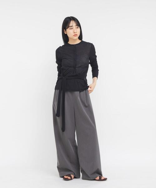 KBF(ケイビーエフ)の「ノットデザインシアートップス(Tシャツ/カットソー・レディース・レッド/ブラック/アイボリー・ONE)」の17枚目の写真