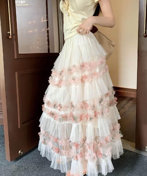 LUCPY(ラクピー)の「フラワーチュールティアードロングスカート(ワンピース・レディース・ホワイト/ピンク/ブラック×ホワイト・MEDIUM/SMALL/LARGE)」の6枚目の写真