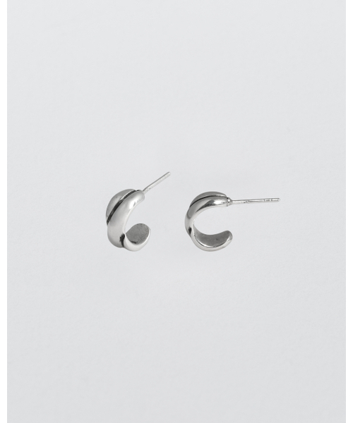 ANOTHERLAYER（アナザーレイヤー）の「Cross Hoop Earring (silver925)（ピアス（両耳用）・レディース・シルバー・FREE）」の2枚目の写真