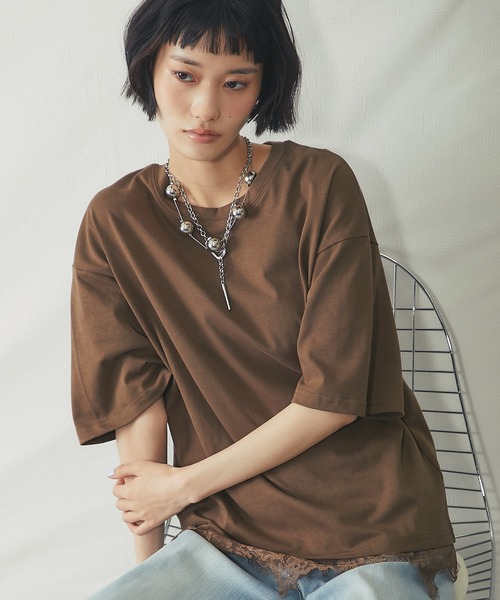 ANOTHER S(アナザーエス)の「裾レースドッキングTシャツ(Tシャツ/カットソー・レディース・ブラック/ブラウン/オフホワイト・FREE)」の12枚目の写真
