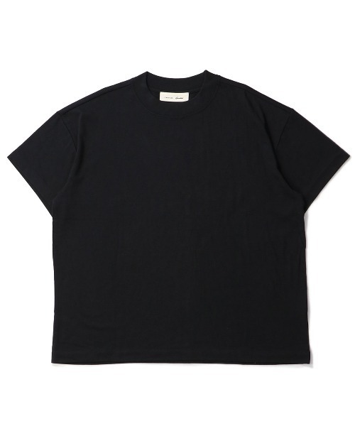 FOG ESSENTIALS(エフオージーエッセンシャルズ)の「ESSENTIALS SIGNATURE ESSENTIAL TEE エッセンシャルズ シグネイチャーエッセンシャルティー(Tシャツ/カットソー・メンズ・ブラック・LARGE/MEDIUM/SMALL/X-LARGE)」の1枚目の写真
