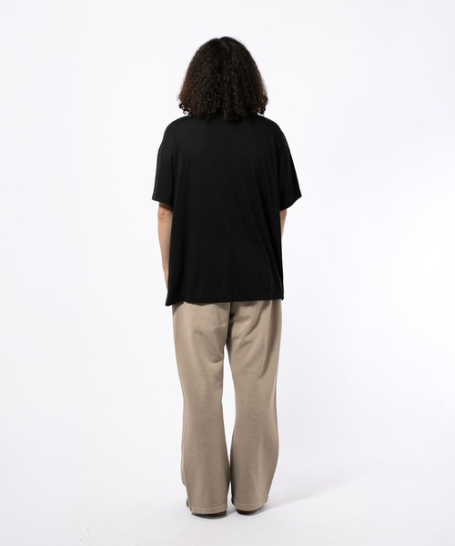 FOG ESSENTIALS(エフオージーエッセンシャルズ)の「ESSENTIALS SIGNATURE ESSENTIAL TEE エッセンシャルズ シグネイチャーエッセンシャルティー(Tシャツ/カットソー・メンズ・ブラック・LARGE/MEDIUM/SMALL/X-LARGE)」の6枚目の写真