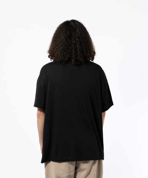 FOG ESSENTIALS(エフオージーエッセンシャルズ)の「ESSENTIALS SIGNATURE ESSENTIAL TEE エッセンシャルズ シグネイチャーエッセンシャルティー(Tシャツ/カットソー・メンズ・ブラック・LARGE/MEDIUM/SMALL/X-LARGE)」の8枚目の写真
