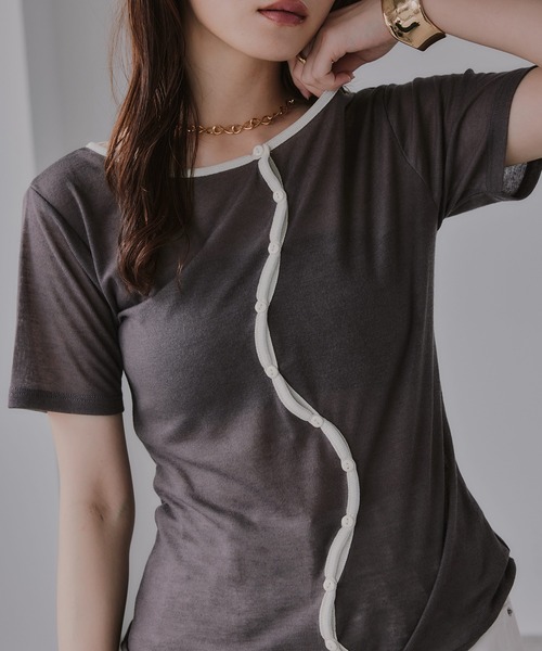 210nouve(トゥージュヌーブ)の「ウェーブボタン バイカラー シアー Tシャツ(Tシャツ/カットソー・レディース・チャコールグレー/グレー/アイボリー/ミント・FREE)」の4枚目の写真