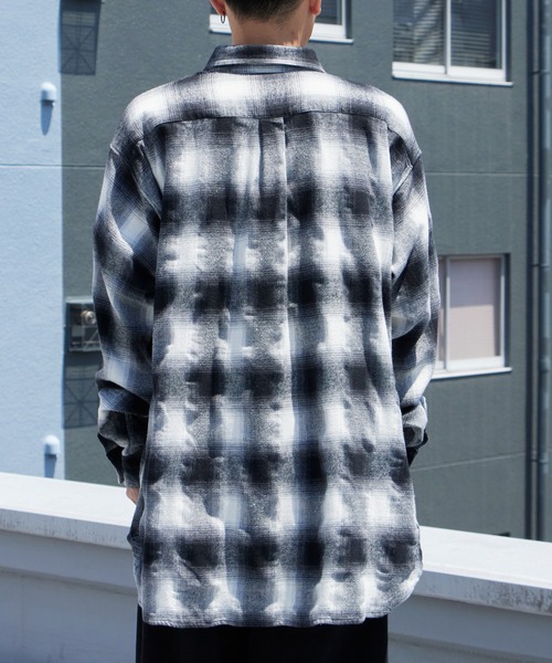 MAUI and Sons（マウイアンドサンズ）の「MAUI and Sons / マウイアンドサンズ VENICE OMBRE BIG SHIRT ヴェニスオンブレビッグシャツ オーバーサイズ 2026年春夏春服 夏服（シャツ/ブラウス・メンズ・ブラック/ブラウン・M/L）」の17枚目の写真