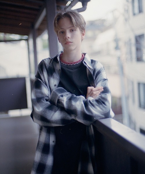 MAUI and Sons（マウイアンドサンズ）の「MAUI and Sons / マウイアンドサンズ VENICE OMBRE BIG SHIRT ヴェニスオンブレビッグシャツ オーバーサイズ 2026年春夏春服 夏服（シャツ/ブラウス・メンズ・ブラック/ブラウン・M/L）」の21枚目の写真