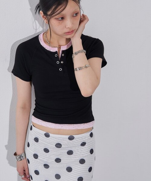 WHO'S WHO gallery(フーズフーギャラリー)の「レースレイヤードリングドットヘンリーTEE(Tシャツ/カットソー・レディース・チャコールグレー/オフホワイト/ブラック/イエロー/ミント・FREE)」の3枚目の写真