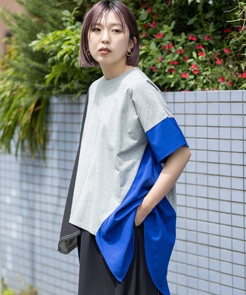 OSMOSIS（オズモーシス）の「切替アシンメトリーTシャツ（Tシャツ/カットソー・レディース・グレー/ホワイト/ブラック・ONE SIZE）」の3枚目の写真