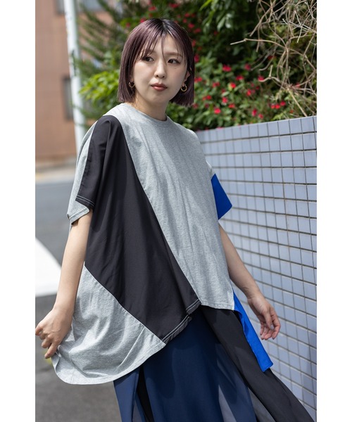 OSMOSIS（オズモーシス）の「切替アシンメトリーTシャツ（Tシャツ/カットソー・レディース・グレー/ホワイト/ブラック・ONE SIZE）」の18枚目の写真