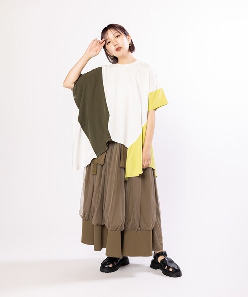 OSMOSIS（オズモーシス）の「切替アシンメトリーTシャツ（Tシャツ/カットソー・レディース・グレー/ホワイト/ブラック・ONE SIZE）」の19枚目の写真