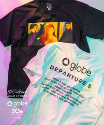 ADAM ET ROPE'（アダムエロペ）の「【globe × 10Culture for ADAM ET ROPE'】DEPARTURES  TEE（Tシャツ/カットソー）」