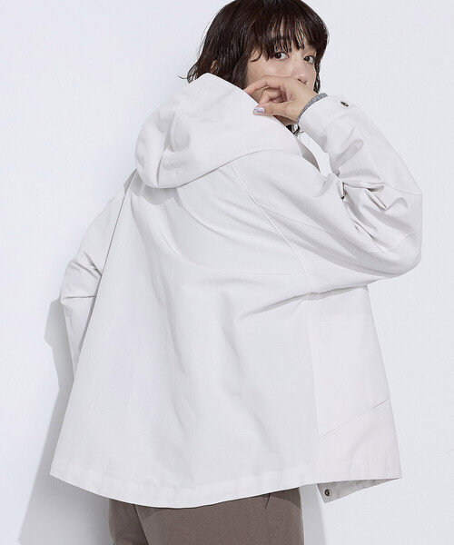 COMME CA Wardrobe(コムサワードローブ)の「〔 +サイズ 〕 キュプラ綿グログラン マウンテンパーカ(マウンテンパーカー・レディース・ネイビー/カーキ/ホワイト系その他・13号)」の6枚目の写真