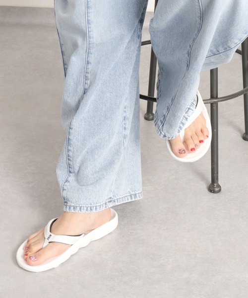 NIKE（ナイキ）の「【NIKE】ナイキウィメンズ MARINA SLIDE SANDAL（サンダル・レディース・ホワイト系/ブラック系・M/L）」の16枚目の写真