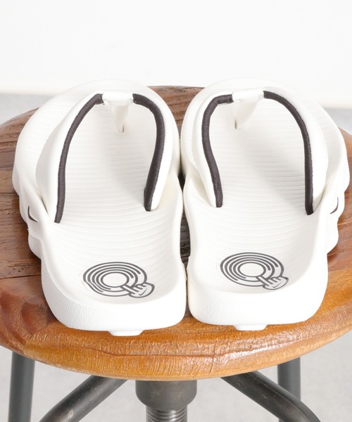 NIKE（ナイキ）の「【NIKE】ナイキウィメンズ MARINA SLIDE SANDAL（サンダル・レディース・ホワイト系/ブラック系・M/L）」の22枚目の写真