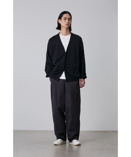 Y(ワイ)の「Y / ORGANIC COTTON CHINO ADJUSTER TROUSERS(その他パンツ・メンズ・ネイビー/ホワイト・SMALL)」の1枚目の写真