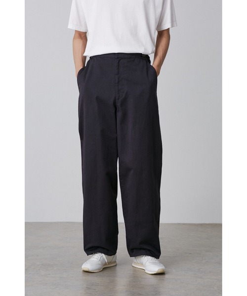 Y(ワイ)の「Y / ORGANIC COTTON CHINO ADJUSTER TROUSERS(その他パンツ・メンズ・ネイビー/ホワイト・SMALL)」の4枚目の写真