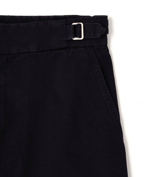 Y(ワイ)の「Y / ORGANIC COTTON CHINO ADJUSTER TROUSERS(その他パンツ・メンズ・ネイビー/ホワイト・SMALL)」の11枚目の写真