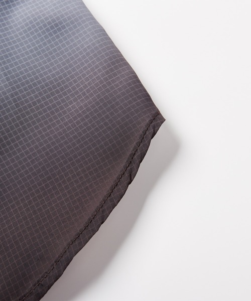 MODE COMMUTER(モードコミューター)の「Gradient Long Sleeve Shirt(シャツ/ブラウス・メンズ・グレー・SMALL/MEDIUM/LARGE)」の12枚目の写真