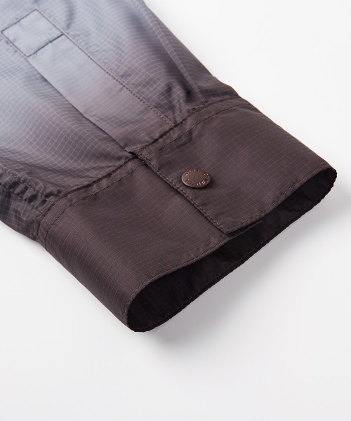 MODE COMMUTER(モードコミューター)の「Gradient Long Sleeve Shirt(シャツ/ブラウス・メンズ・グレー・SMALL/MEDIUM/LARGE)」の13枚目の写真