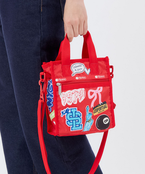 LeSportsac(レスポートサック)の「PW MINI N/S TOTE パッチワークレッドミニN/Sトート(ショルダーバッグ・レディース・レッド・FREE)」の2枚目の写真