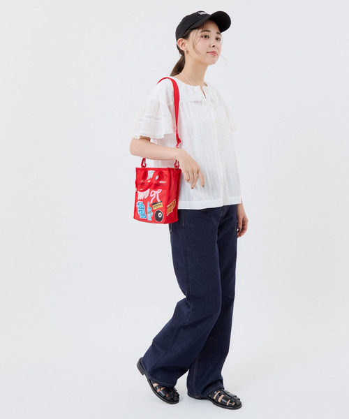 LeSportsac(レスポートサック)の「PW MINI N/S TOTE パッチワークレッドミニN/Sトート(ショルダーバッグ・レディース・レッド・FREE)」の3枚目の写真