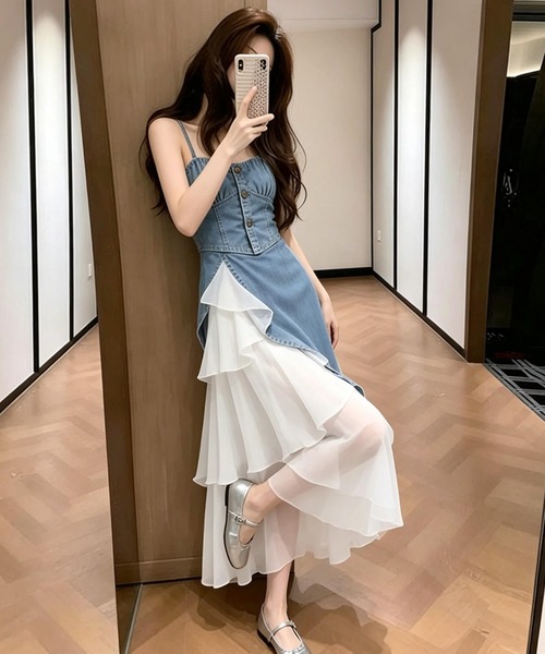 FAVORITO(ファヴォリート)の「切り替えデニムキャミワンピース(ワンピース・レディース・ブルー・L/M/S)」の3枚目の写真