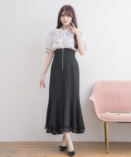 couture BY ROJITA(クチュールバイロジータ)の「ケープフリルブラウス(シャツ/ブラウス・レディース・ホワイト/ブルー/マルチ・FREE)」の13枚目の写真
